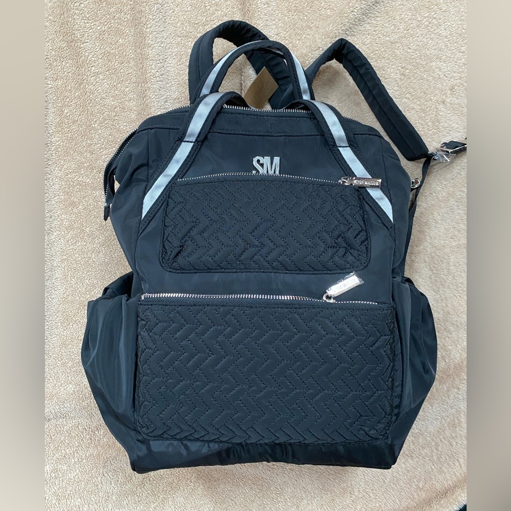 Steve Madden Purse Backpack. NWT soft shells, deep pockets.